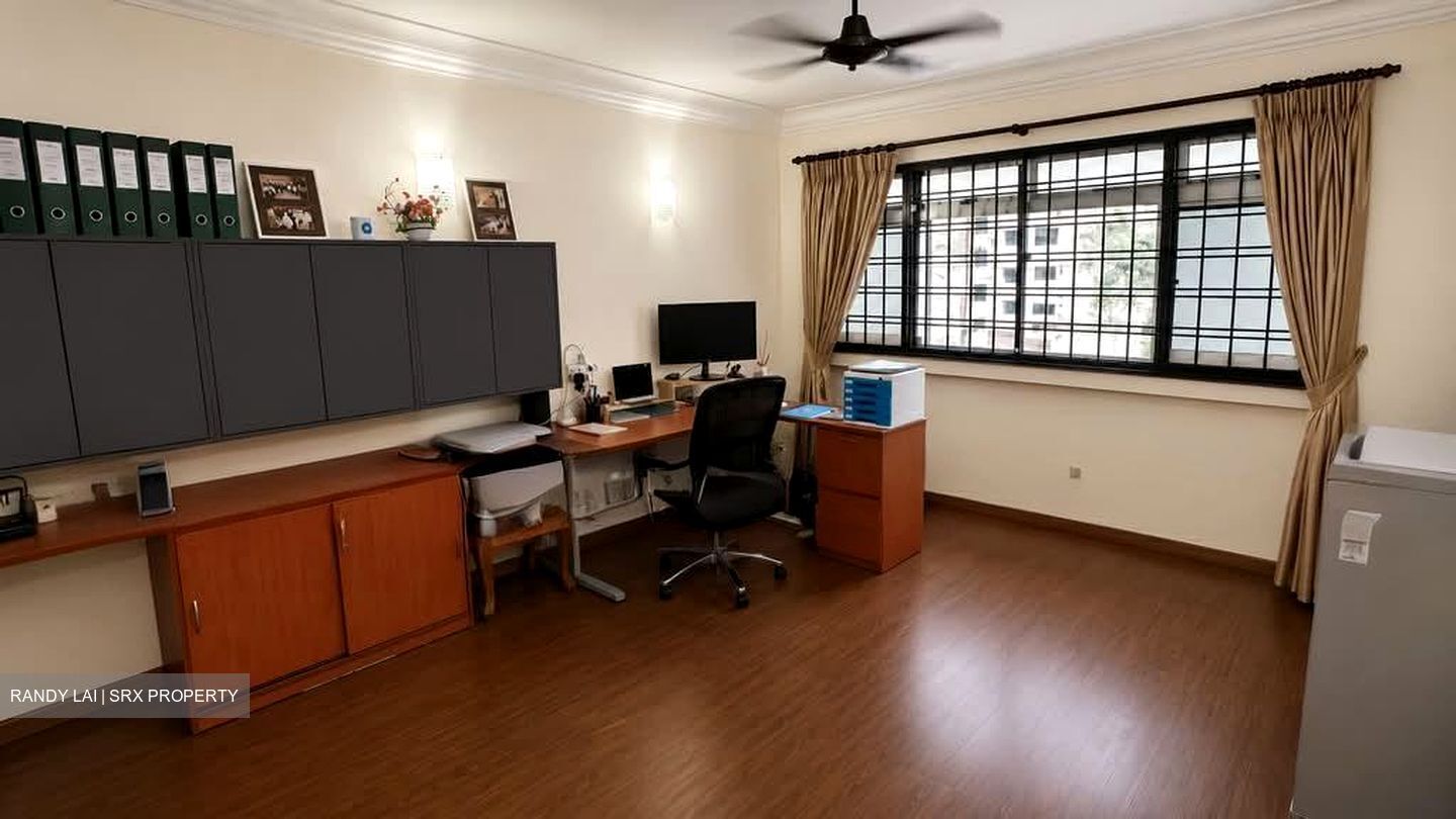 Blk 711 Pasir Ris Street 72 (Pasir Ris), HDB Executive #604181301